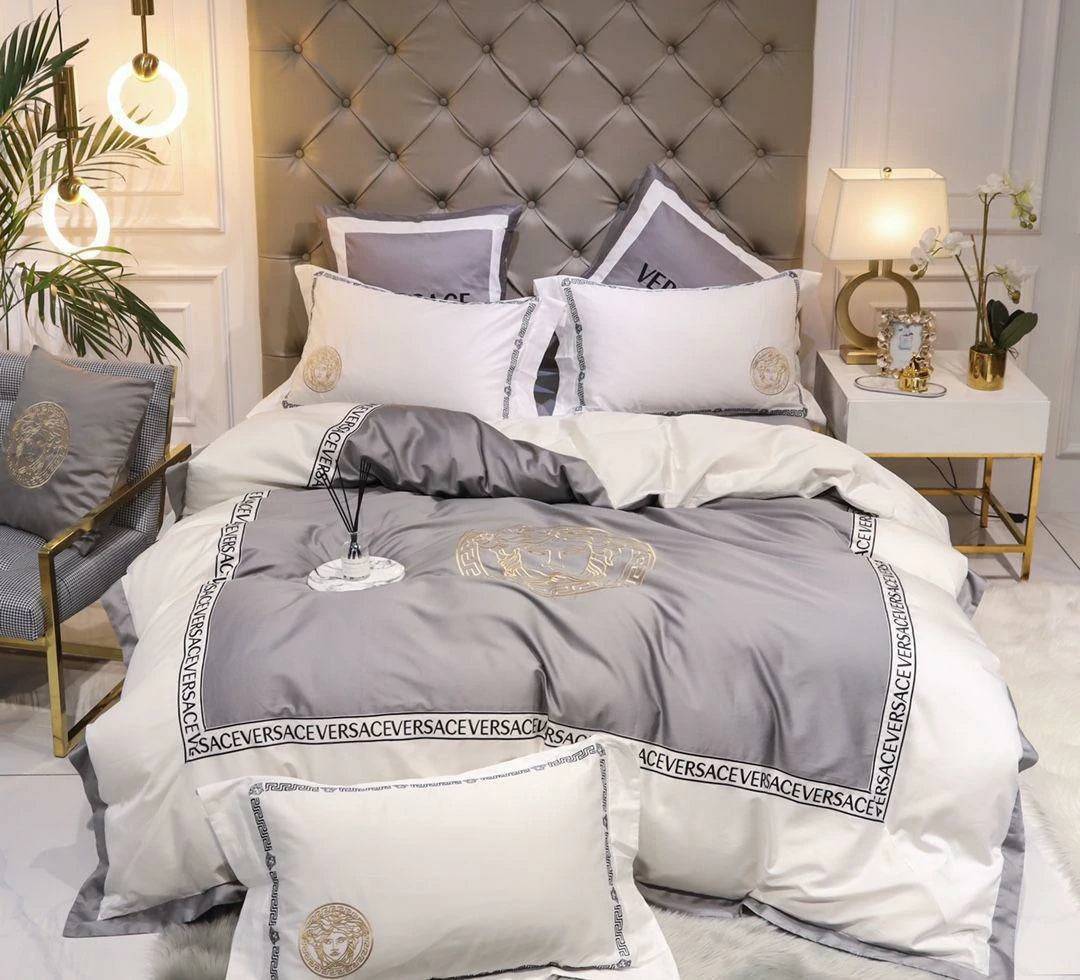 Master Quality 6-Piece King Size Comforter Set – Deep Ocean