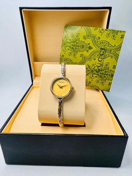 Women's Bracelet Watch Inspired by Gucci – Luxury Design with Elegant Gift Box