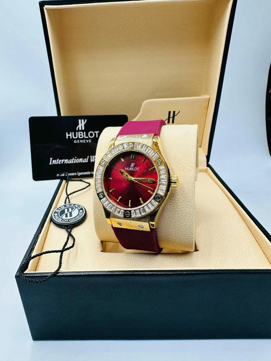 Women's Luxury Watch – Hublot-Inspired Diamond Bezel Design with Elegant Gift Box