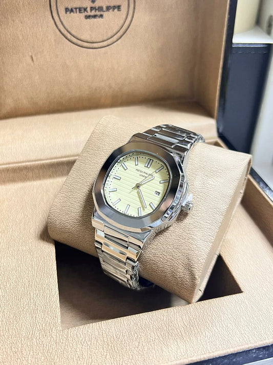 Classic Men's Watch for Casual and Formal Wear with a Modern Touch